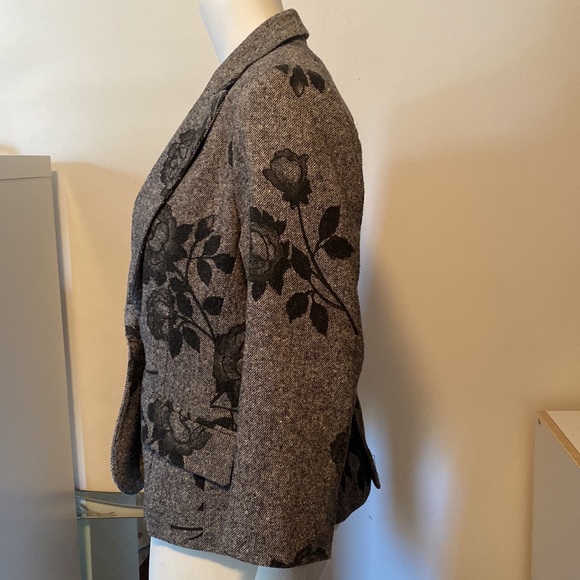 Le Chateau Size Large  Exc Shape 3/4 Sleeve 1 button - Picture 4 of 15